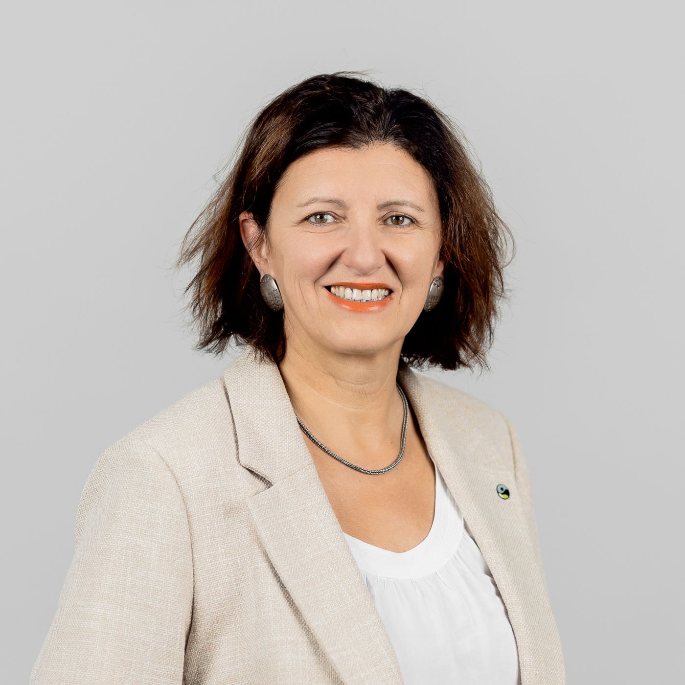 Ms. Claudia Brück
